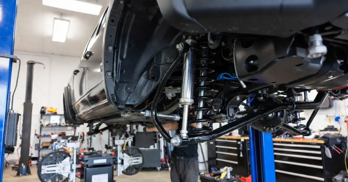 How to Install a Lift Kit on a Jeep Safely and Correctly